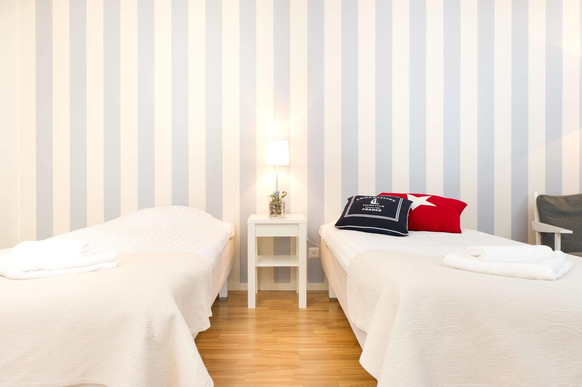 Attendo Park Hotell フッディンゲ エクステリア 写真